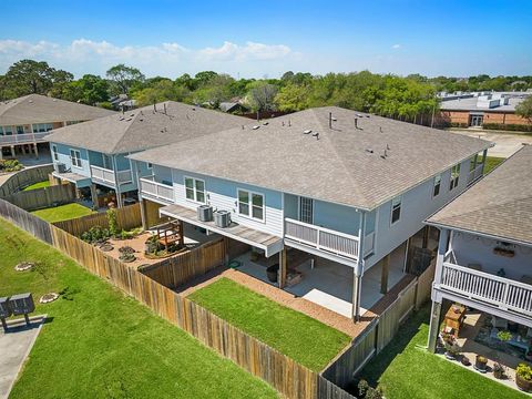 A home in Seabrook