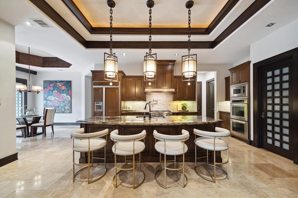 505 Hunters Lane, Friendswood, Texas image 16