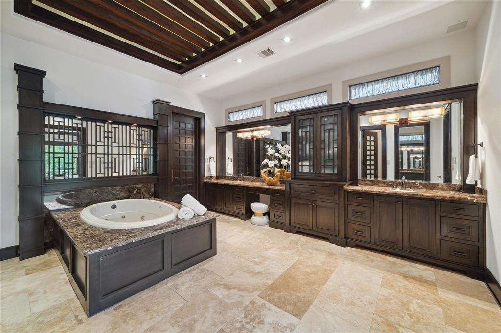 505 Hunters Lane, Friendswood, Texas image 27