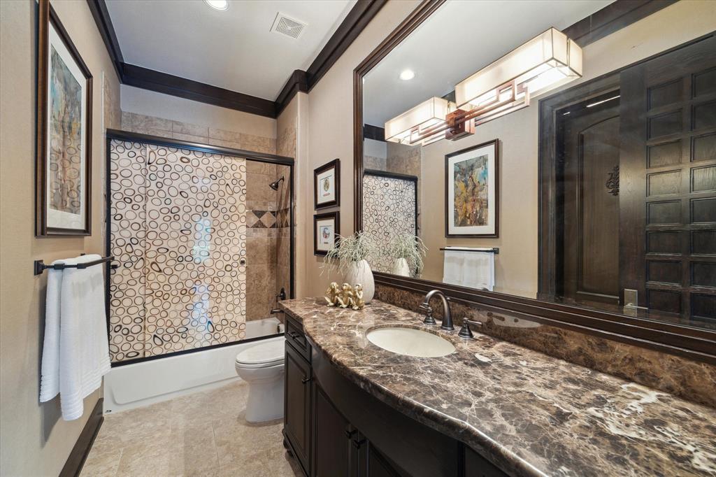 505 Hunters Lane, Friendswood, Texas image 32