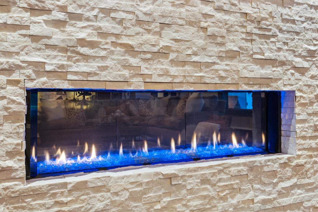 505 Hunters Lane, Friendswood, Texas image 14