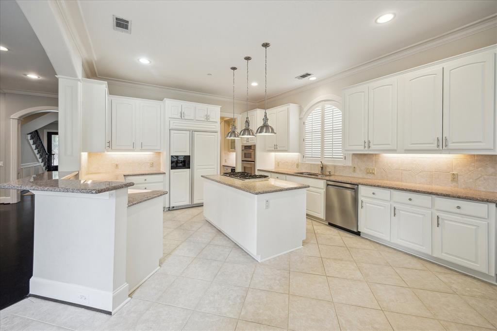 5311 Patrick Henry Street