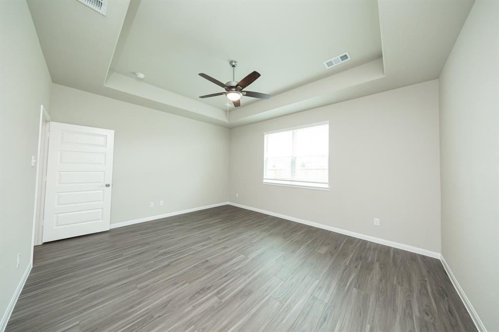 5103 Hector Gustavo Drive, Rosharon, Texas image 10