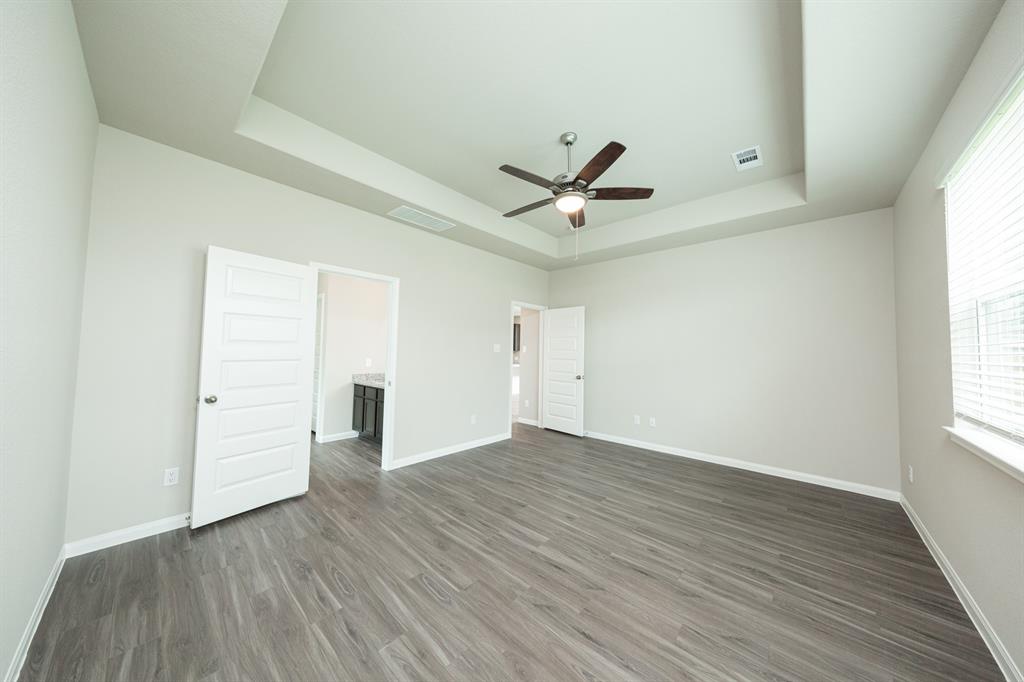5103 Hector Gustavo Drive, Rosharon, Texas image 9