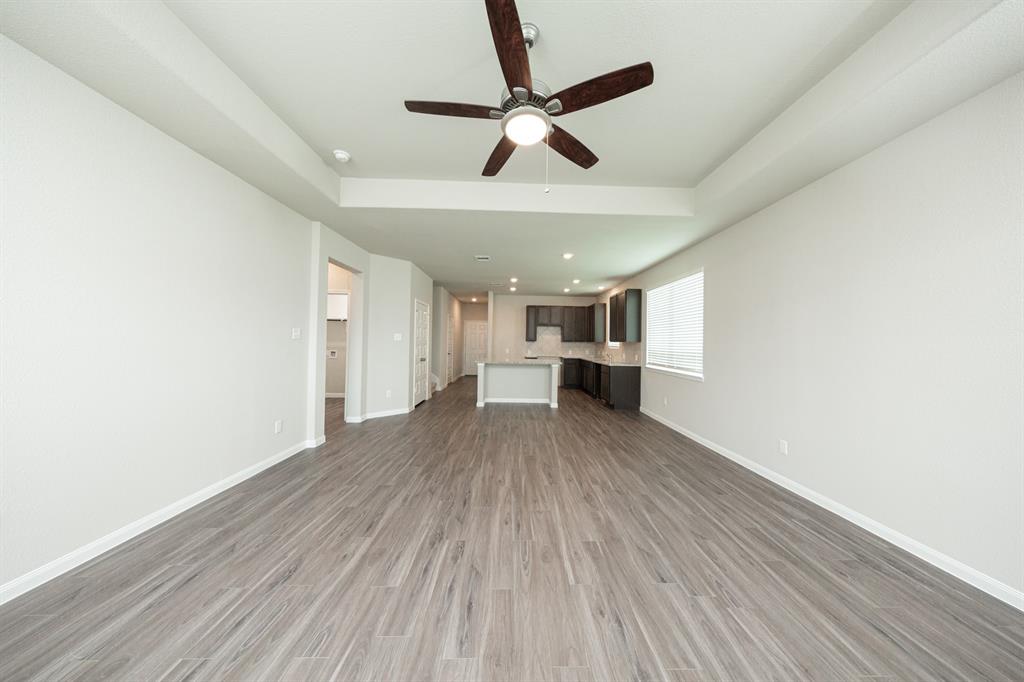 5103 Hector Gustavo Drive, Rosharon, Texas image 8