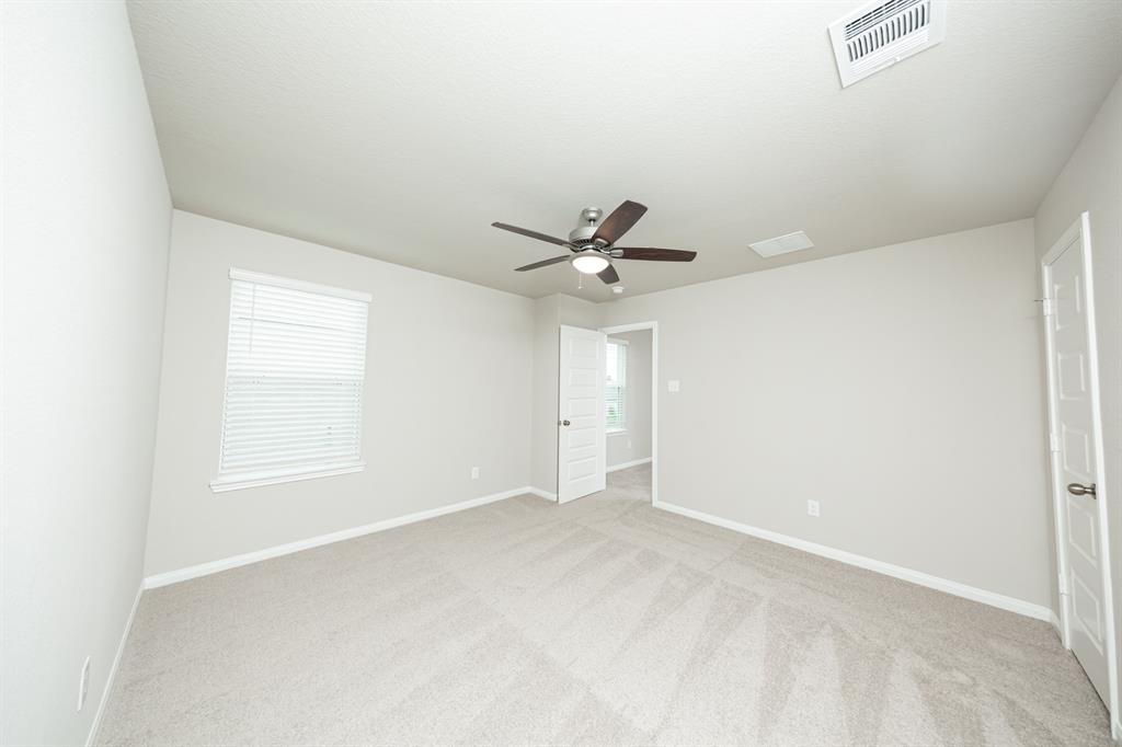 5103 Hector Gustavo Drive, Rosharon, Texas image 15