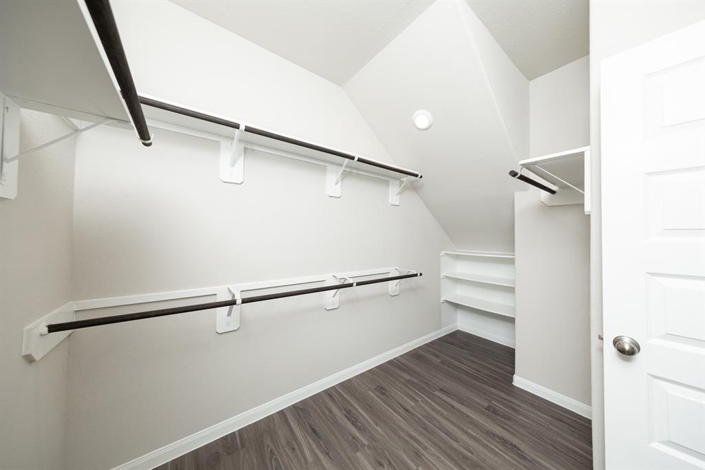 5103 Hector Gustavo Drive, Rosharon, Texas image 12