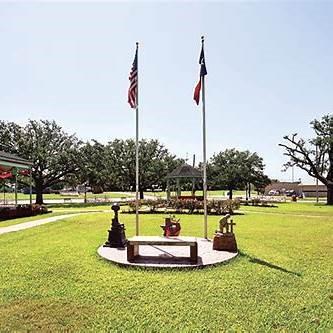 517 Wimberly Circle, Hempstead, Texas image 6