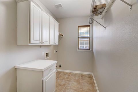 Single Family Residence in Friendswood TX 1882 Flat Rock Street 34.jpg