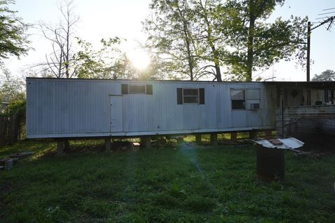 A home in New Caney