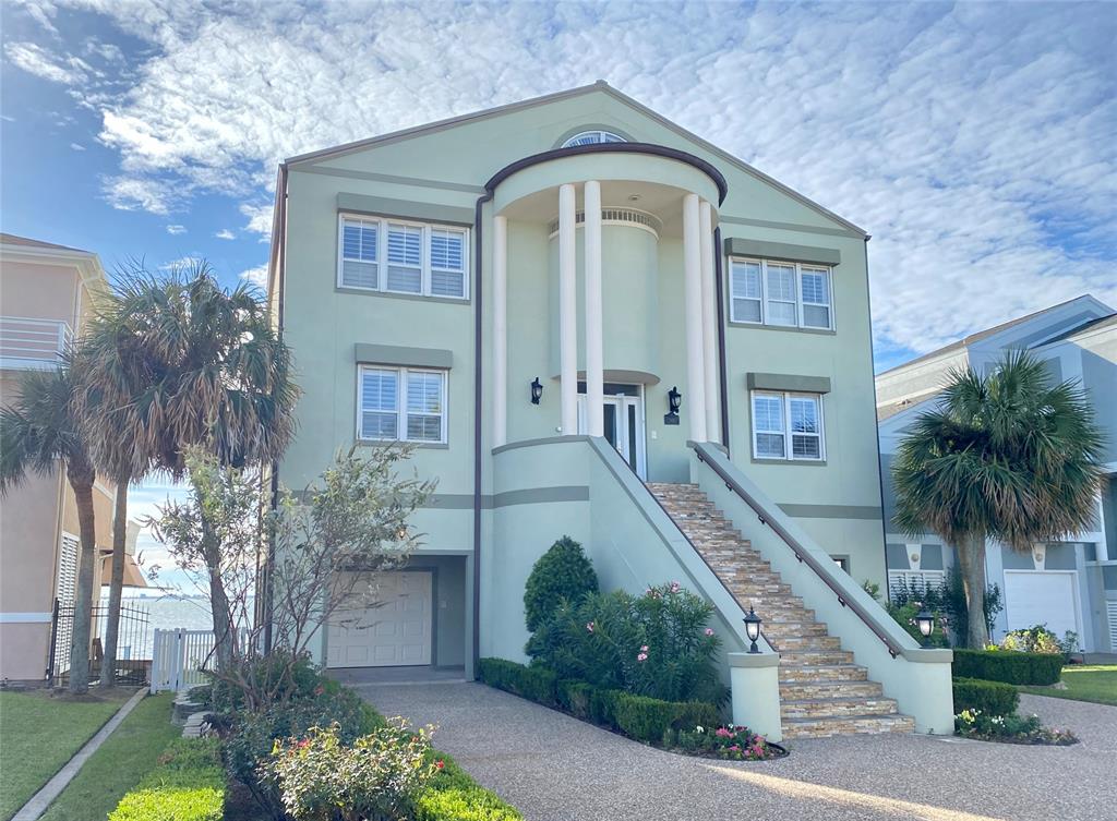 919 Long Reach Drive