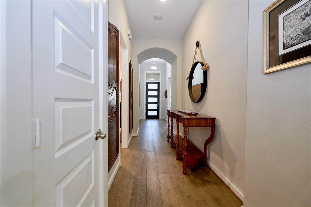117 Hunter Hollow Place