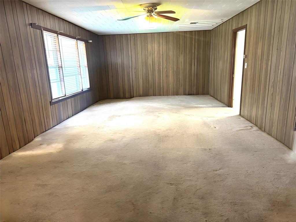 809 August Street, El Campo, Texas image 3