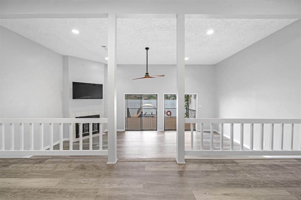 1216 Lake View Drive