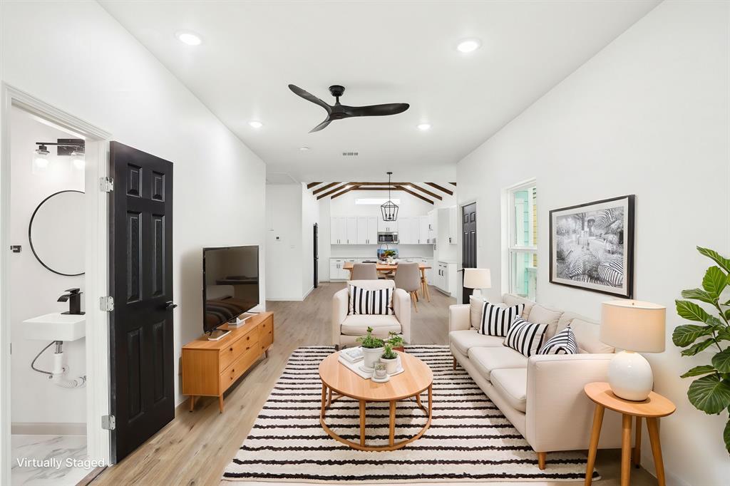 2328 Bernardo De Galvez Avenue, Galveston, Texas image 19