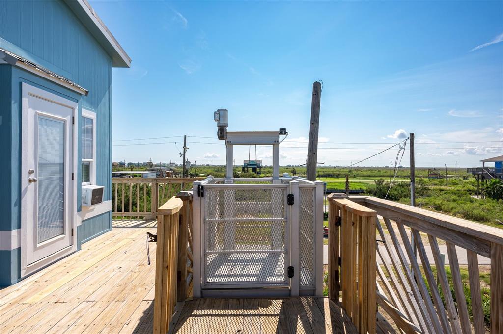 1080 Mabry Street, Gilchrist, Texas image 17
