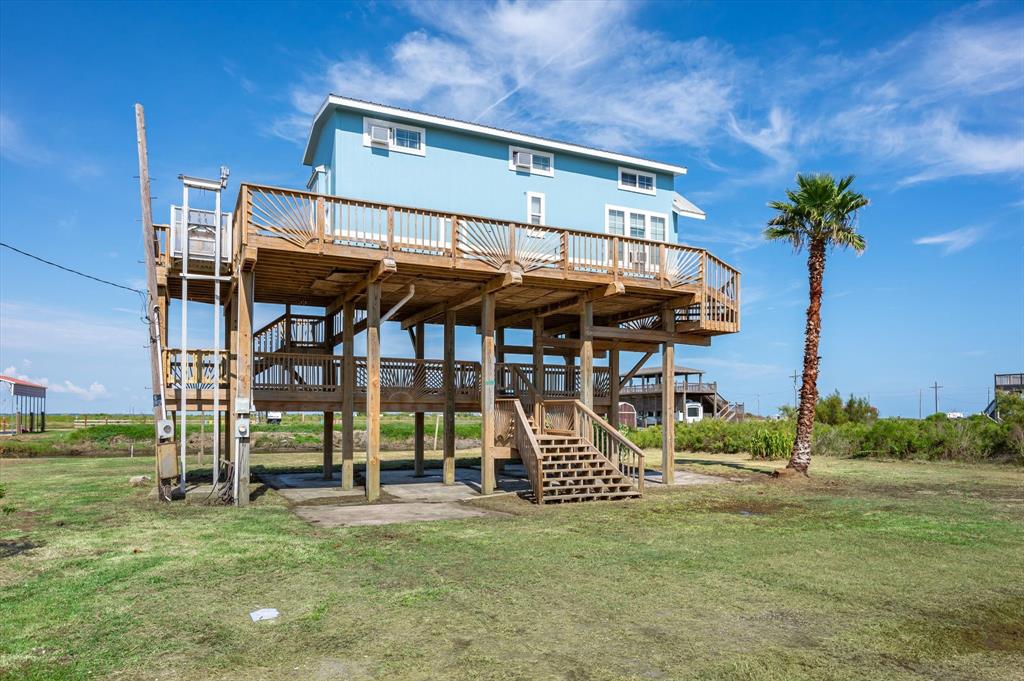 1080 Mabry Street, Gilchrist, Texas image 9