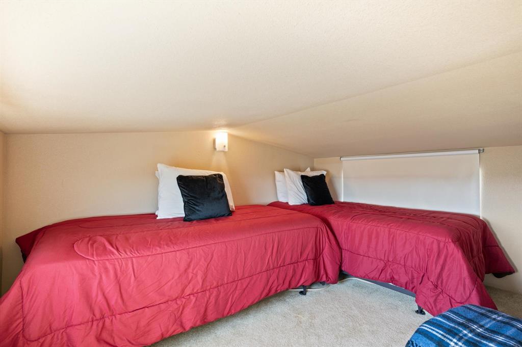 1080 Mabry Street, Gilchrist, Texas image 37