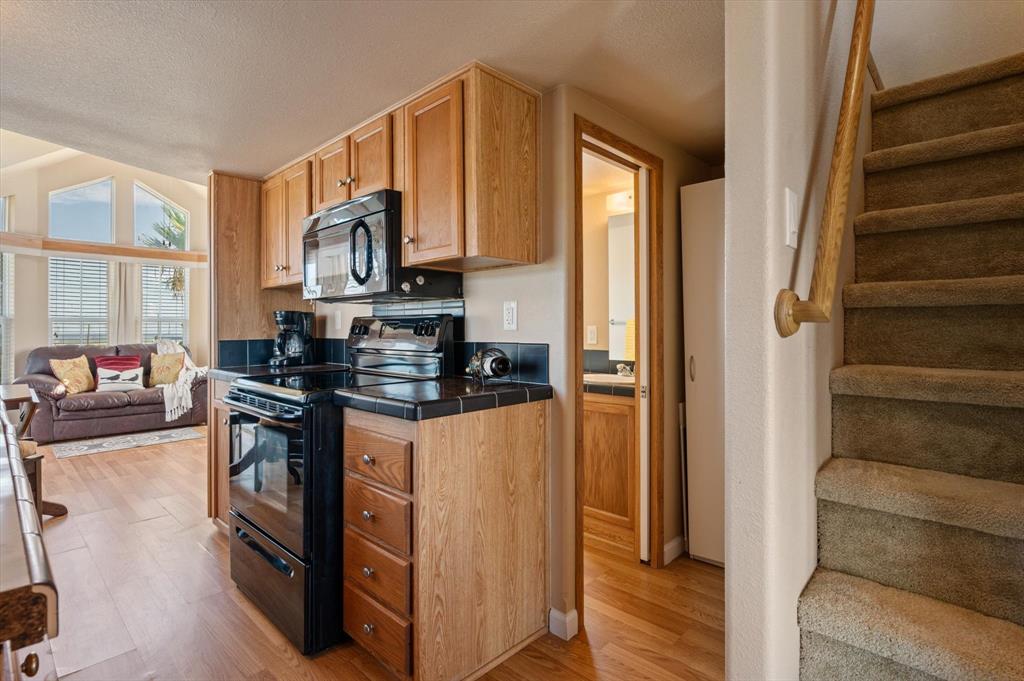 1080 Mabry Street, Gilchrist, Texas image 35