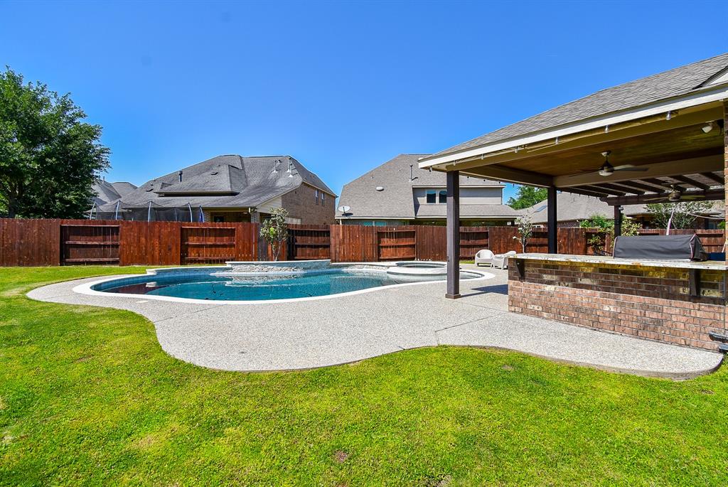 27726 Dalton Bluff Court, Katy, Texas image 28