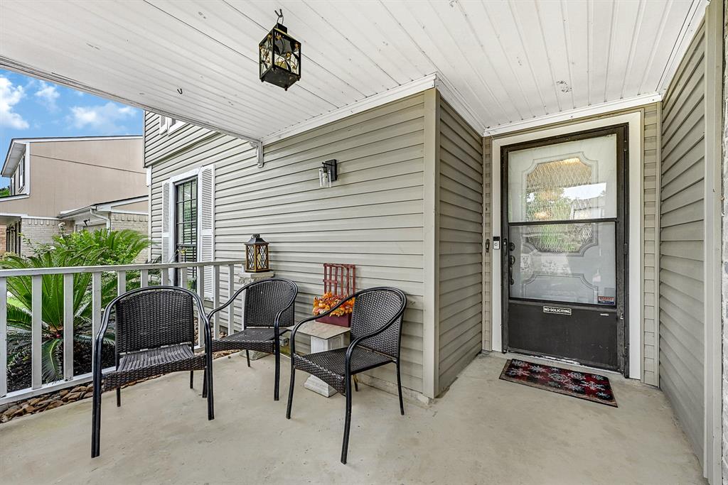 18511 Hiddenbay Way, Spring, Texas image 3