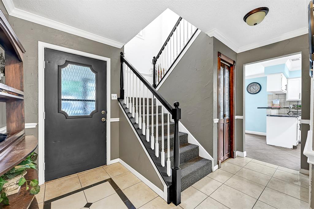 18511 Hiddenbay Way, Spring, Texas image 4