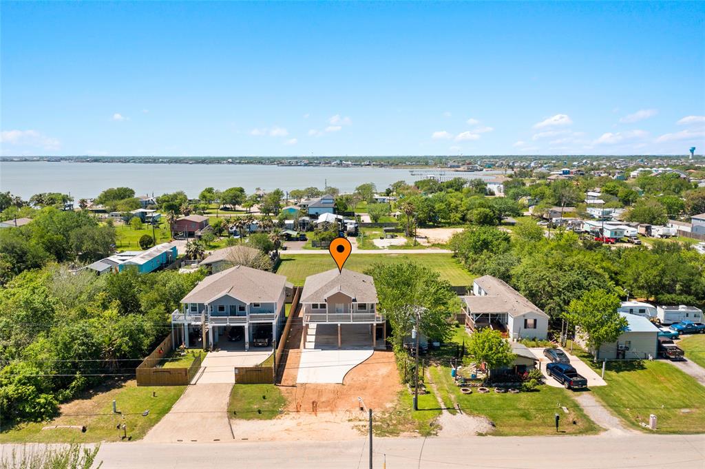 1226 9th St, San Leon, Texas image 3