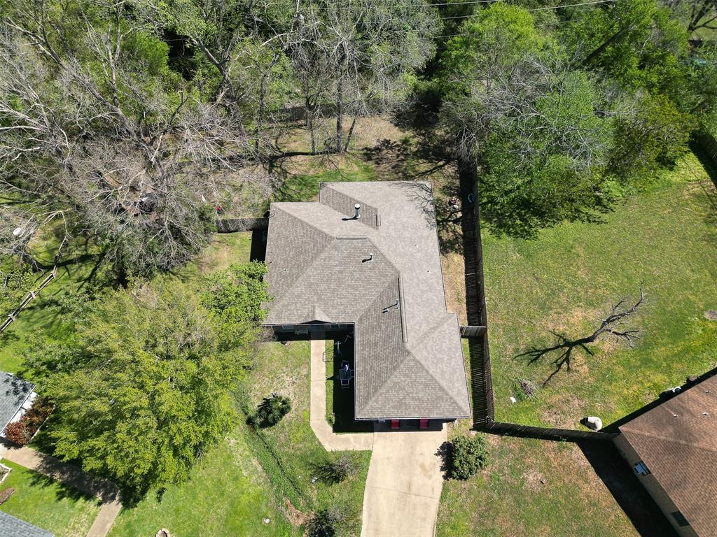 800 Braeswood Circle, Bryan, Texas image 25