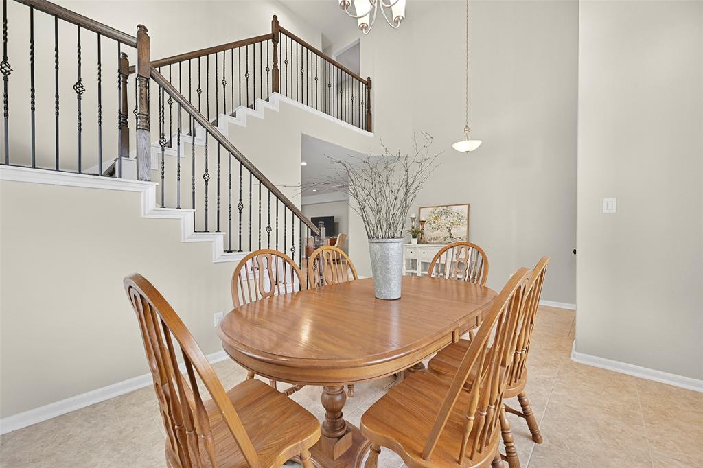 2708 Merlin Lane, Pearland, Texas image 4