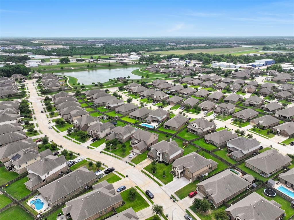 2708 Merlin Lane, Pearland, Texas image 28