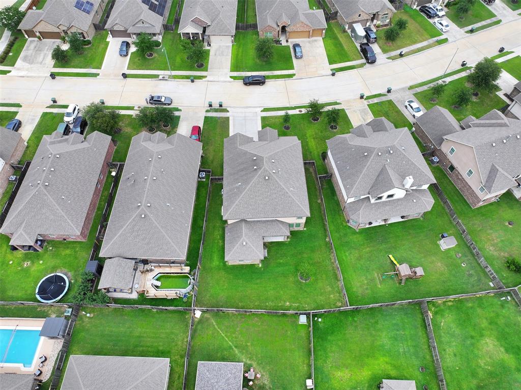 2708 Merlin Lane, Pearland, Texas image 27