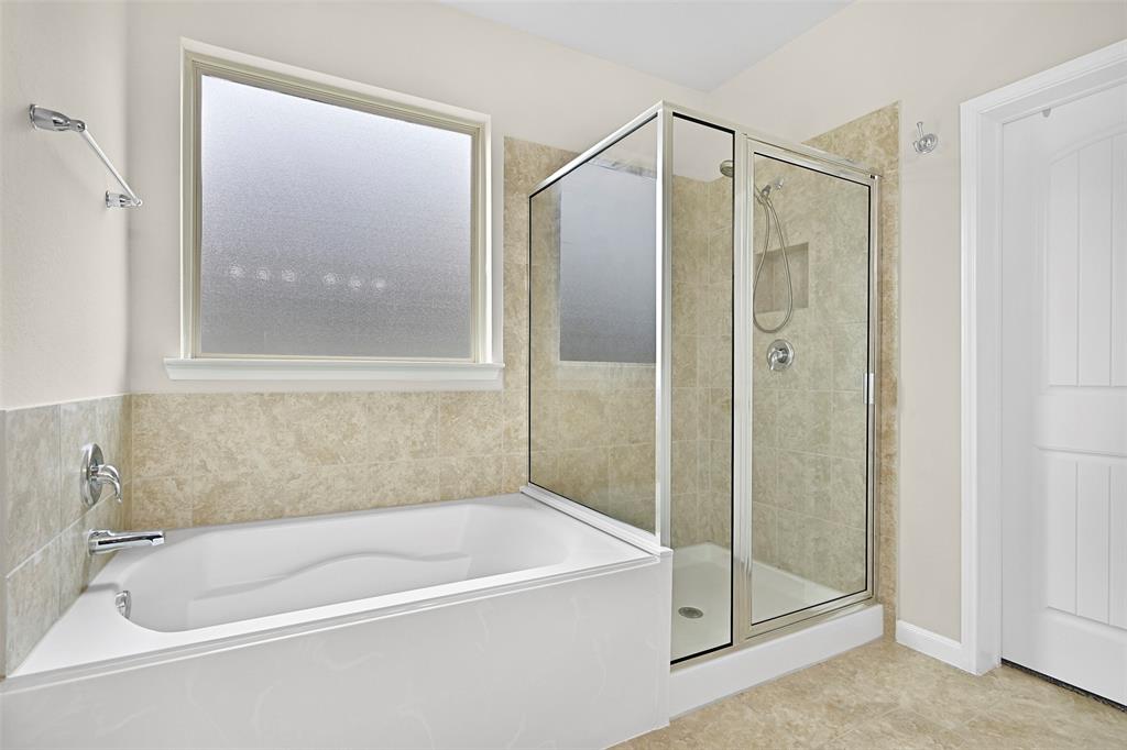 2708 Merlin Lane, Pearland, Texas image 14
