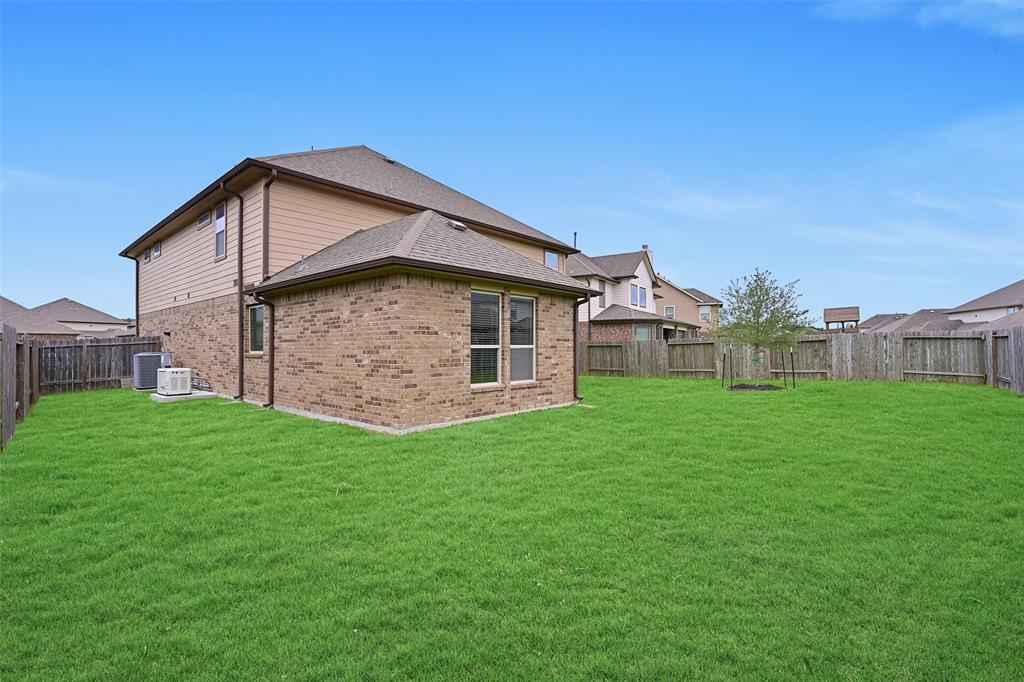 2708 Merlin Lane, Pearland, Texas image 26