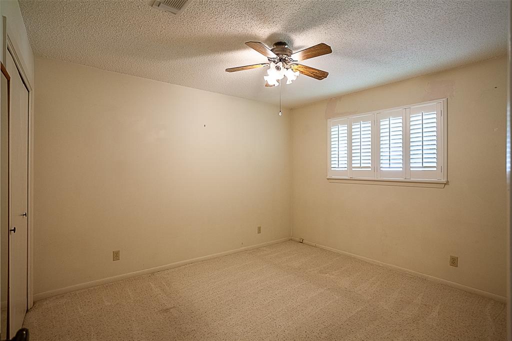2812 Fairway Drive, Orange, Texas image 26