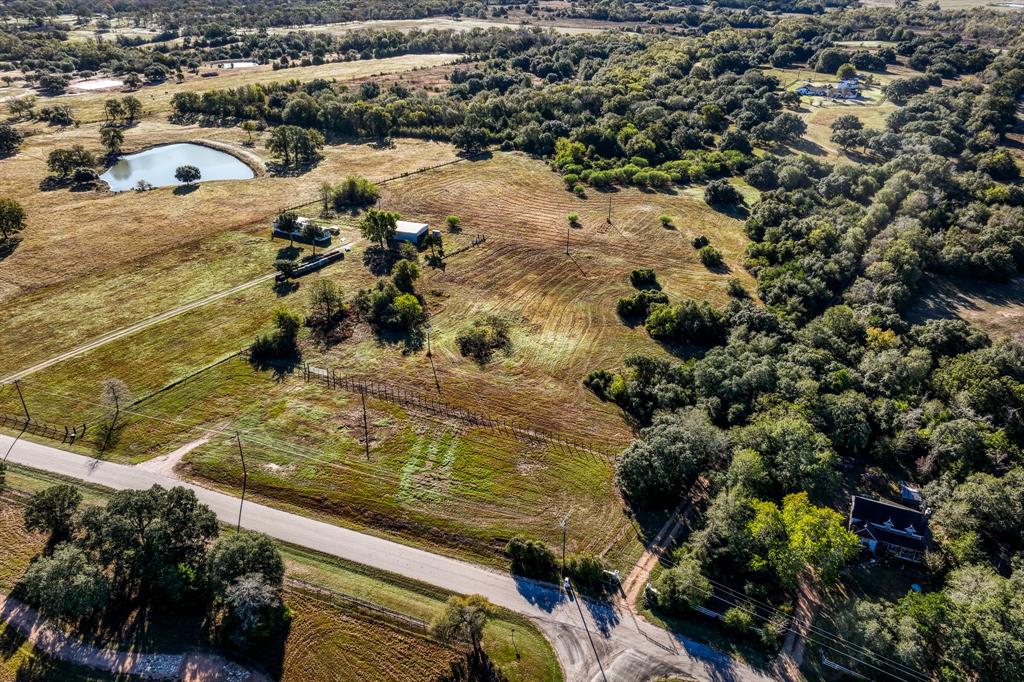 10702 Palestine Road, Brenham, Texas image 7