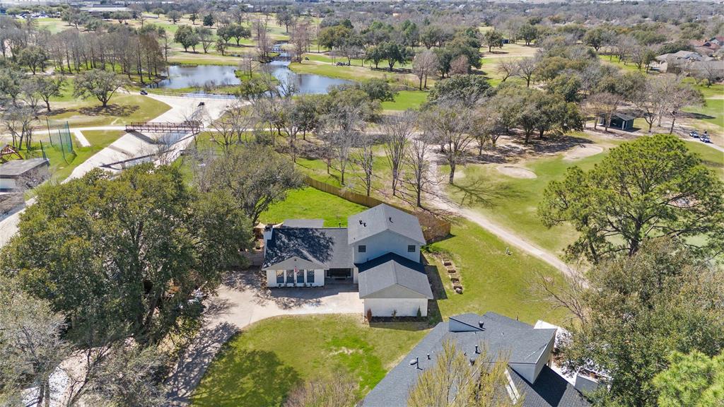 2701 Apple Creek Circle, Bryan, Texas image 7