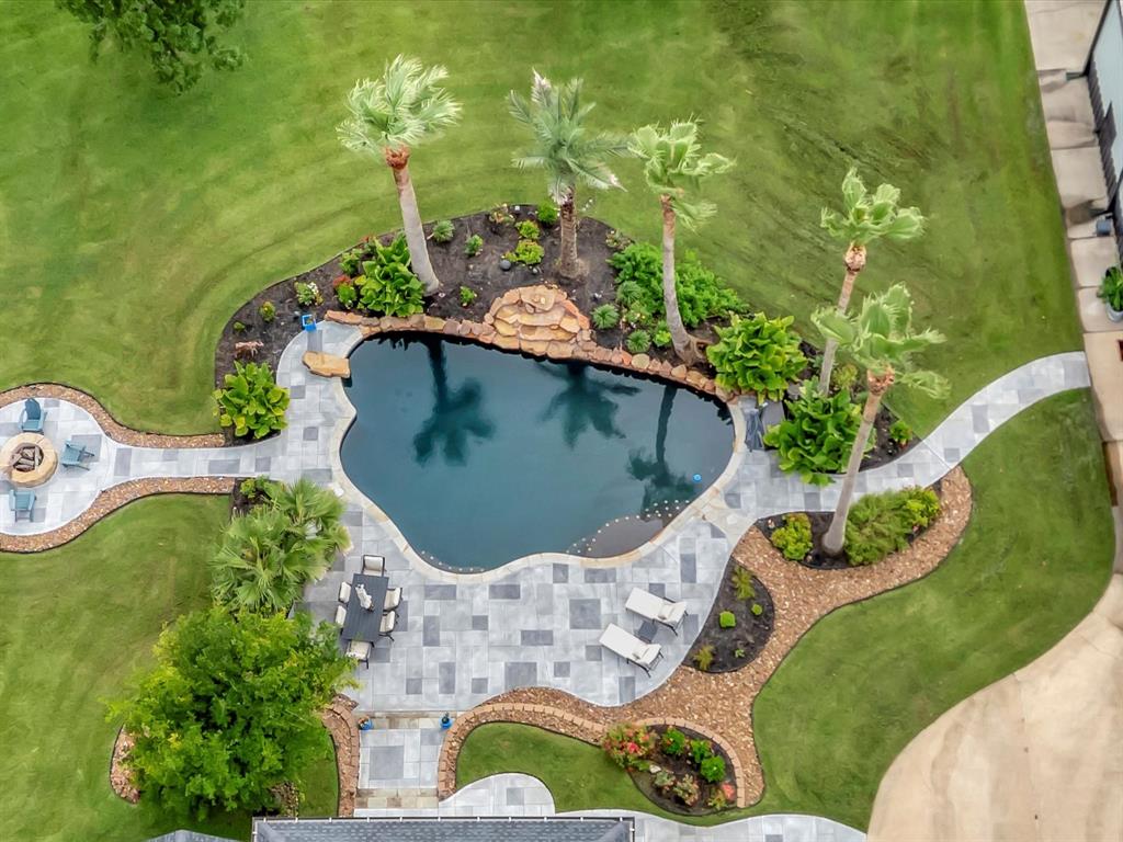 40 Windsong Lane