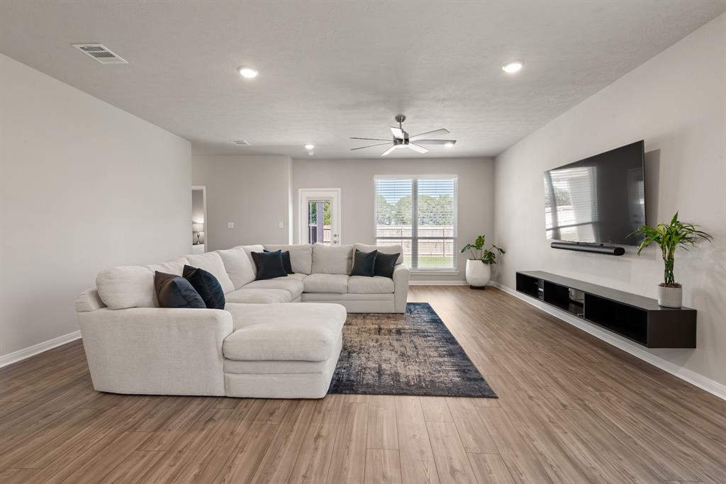 1918 Viva Road, Bryan, Texas image 14
