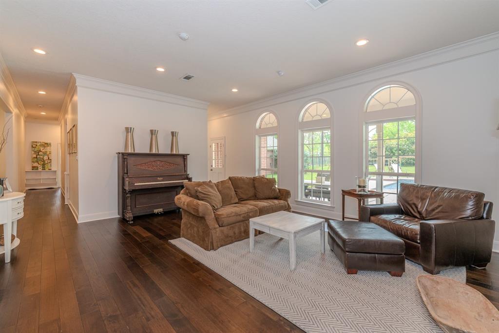 5 Bayou Bend Place, Beaumont, Texas image 5
