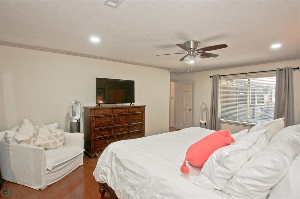3015 Fairway Drive, Sugar Land, Texas image 23