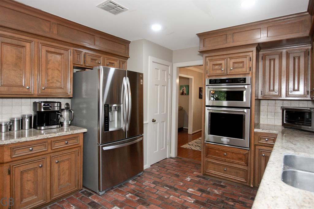 3015 Fairway Drive, Sugar Land, Texas image 12
