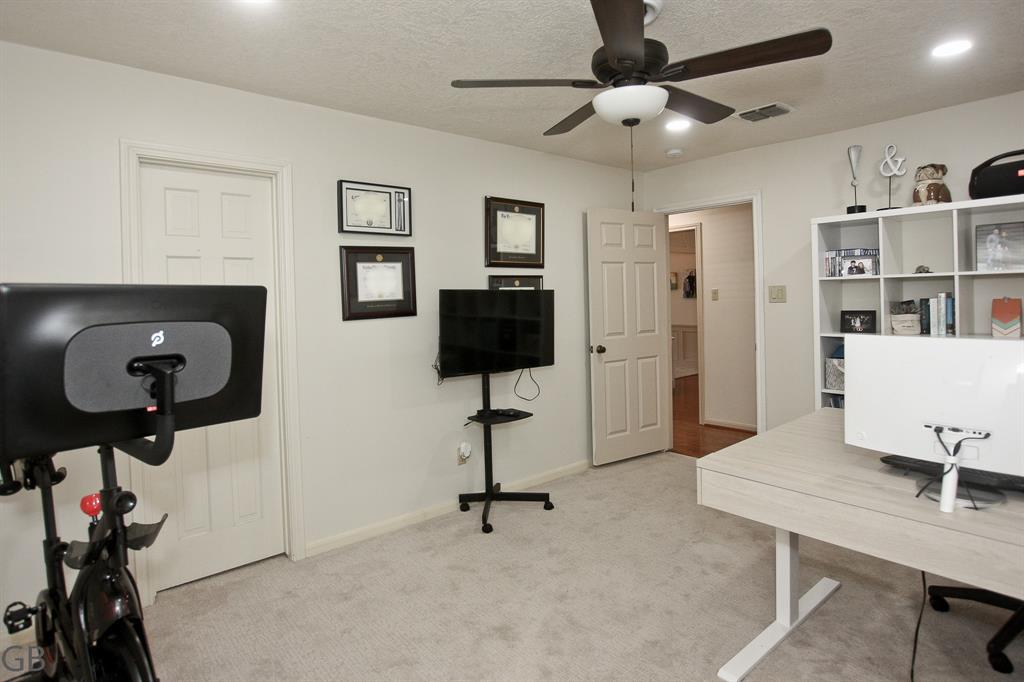 3015 Fairway Drive, Sugar Land, Texas image 32
