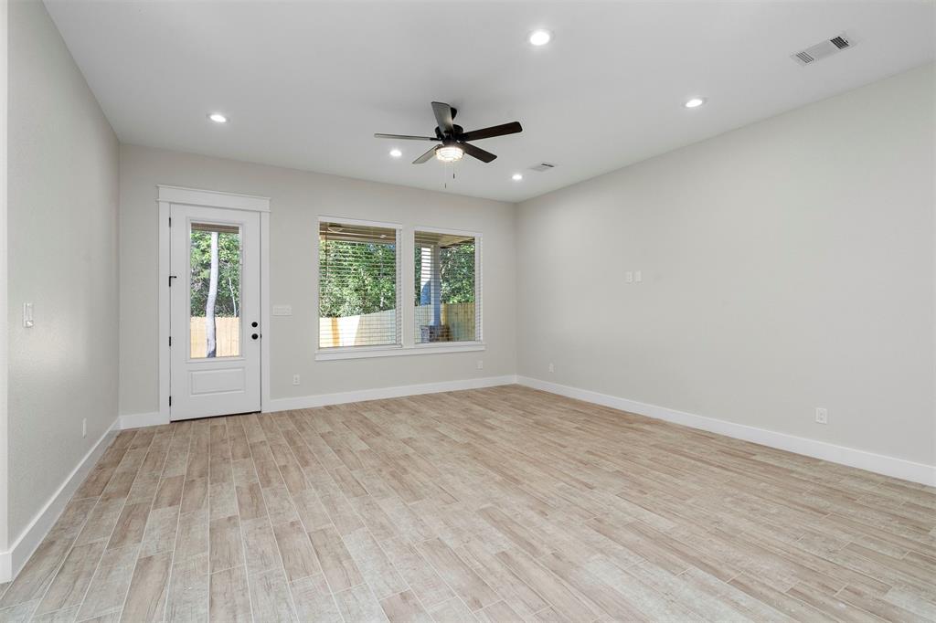 3339 Dunes Circle, Montgomery, Texas image 13