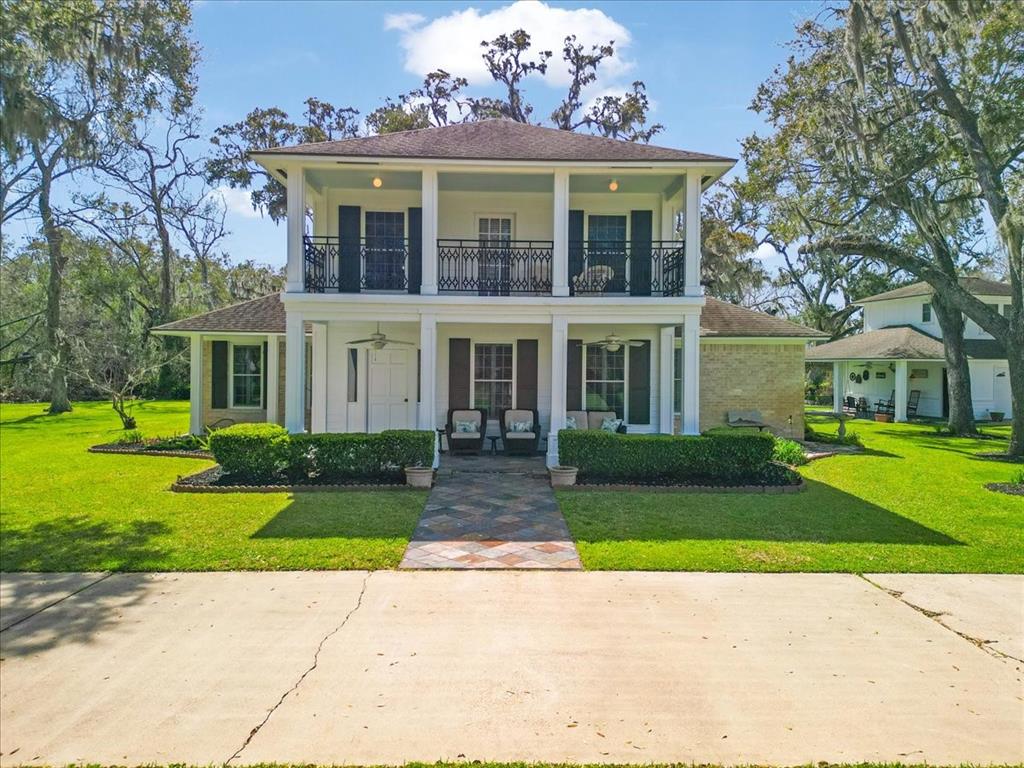 2015 Pecan Ln Ln, Lake Jackson, Texas image 2