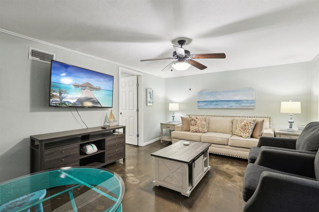 2217 28th Street Street, Galveston, Texas image 24