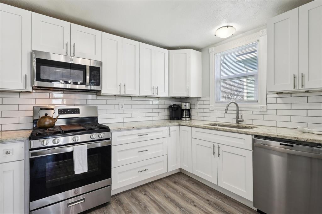 2217 28th Street Street, Galveston, Texas image 11