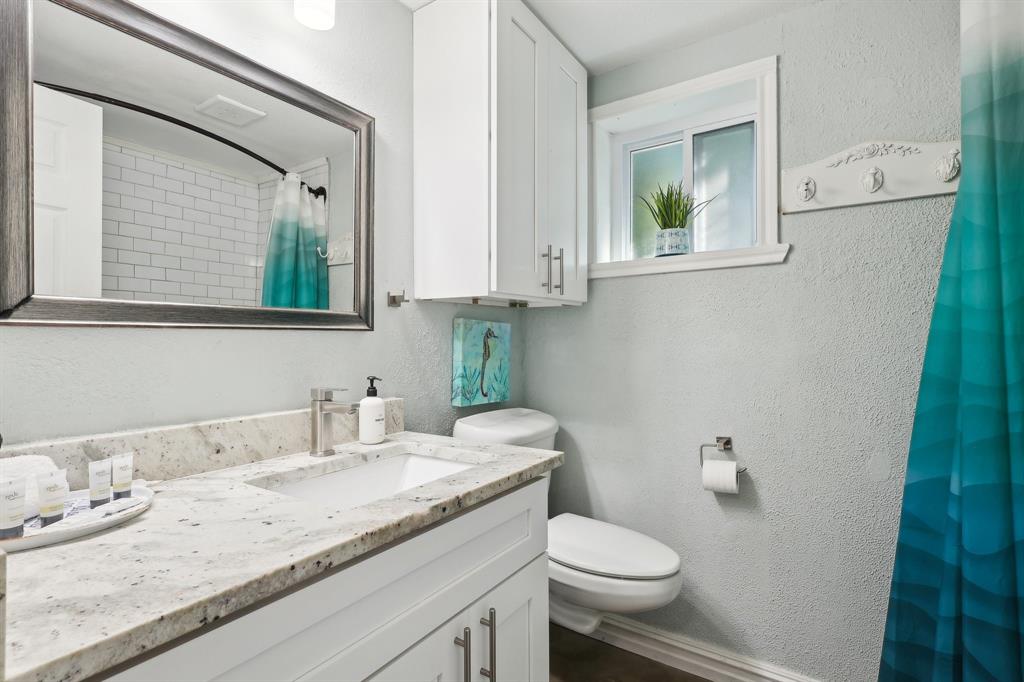 2217 28th Street Street, Galveston, Texas image 28