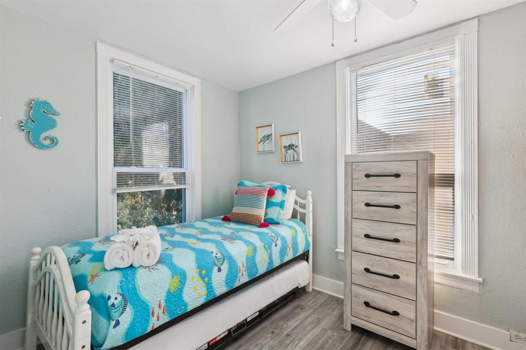 2217 28th Street Street, Galveston, Texas image 19