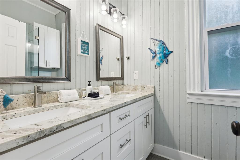 2217 28th Street Street, Galveston, Texas image 15