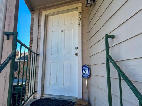 Tiny photo for 3770 Lovers Wood Lane #904, Houston, TX 77014 (MLS # 50086594)